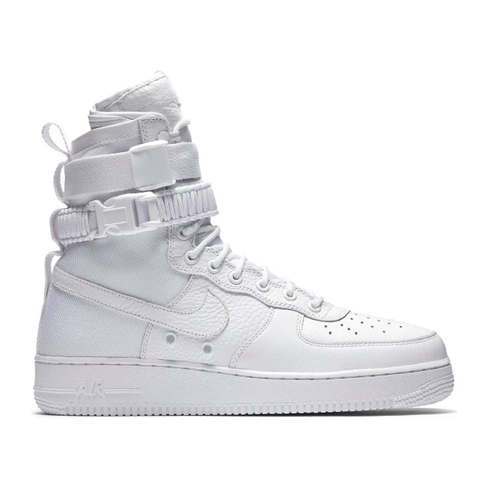 SOLD——————————————Nike SF AF1 high QS triple white